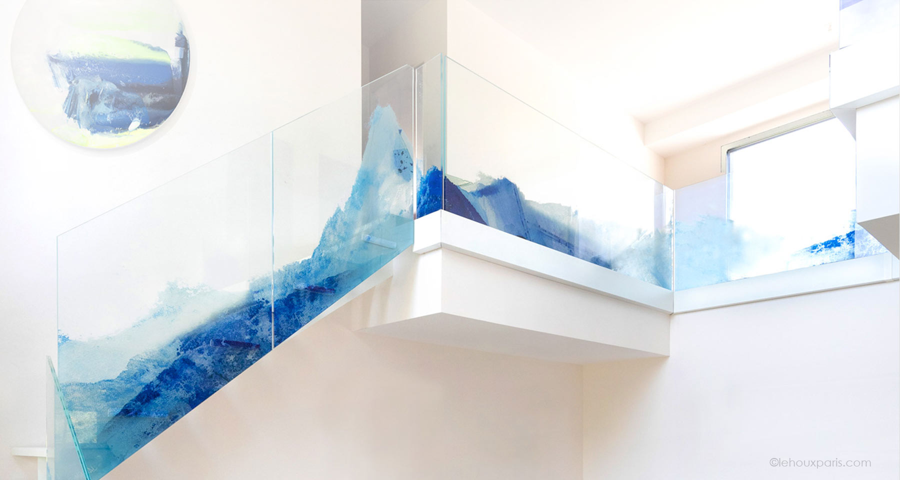 fresque lumineuse en verre sur escalier design artiste peintre prisca temporal paris